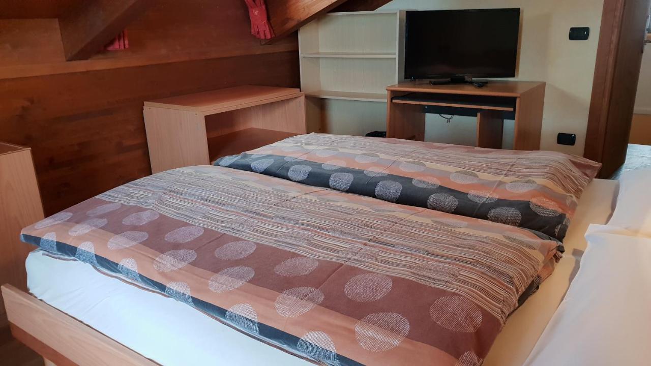 Alpino Lodge Bivio ليفينو المظهر الخارجي الصورة