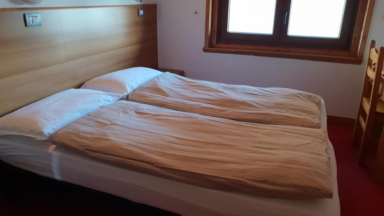 Alpino Lodge Bivio ليفينو المظهر الخارجي الصورة