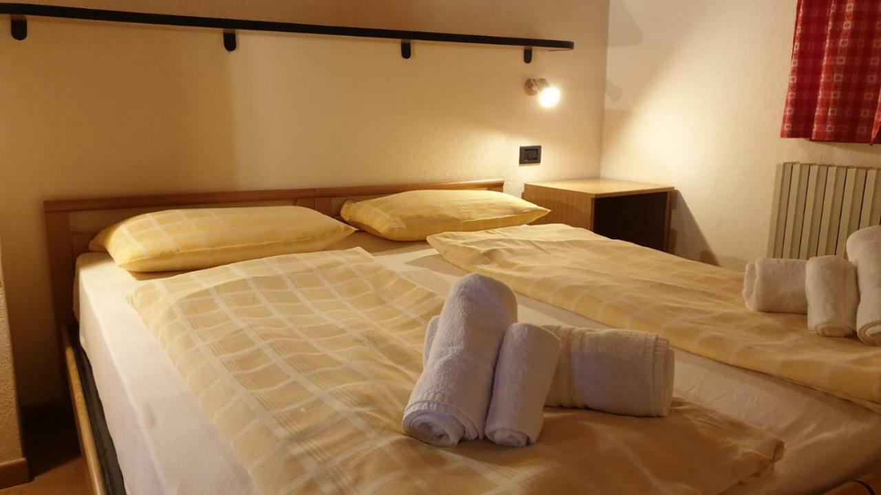 Alpino Lodge Bivio ليفينو المظهر الخارجي الصورة